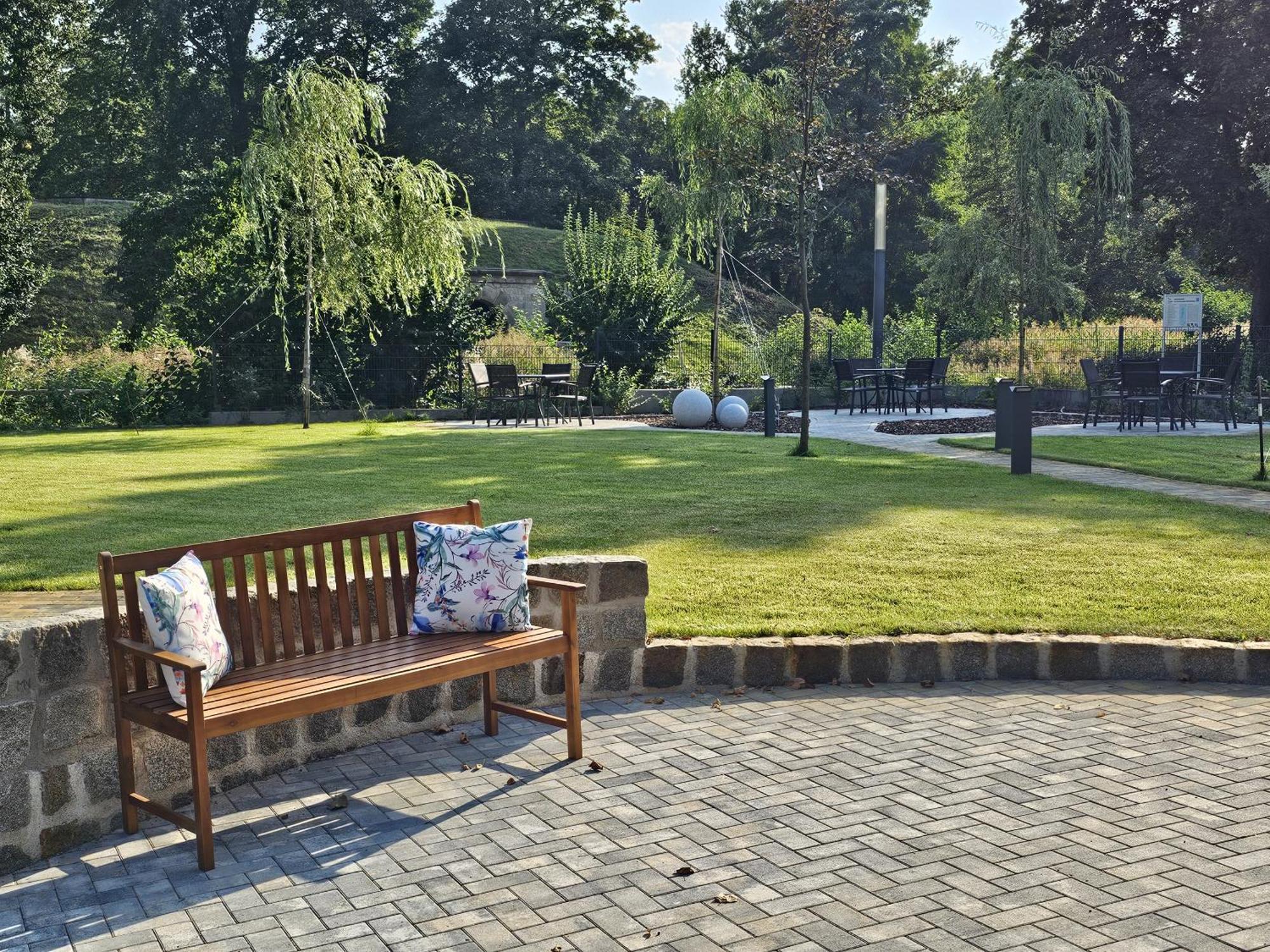 Parkhotel Зенфтенберг Экстерьер фото